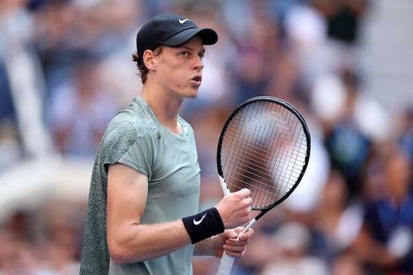 Sinner y Medvedev a un paso de colisionar en el Abierto de EEUU - Tenis - ABC Color