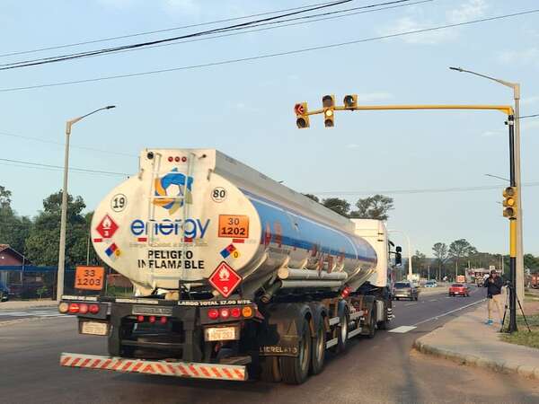 Pedrozo: pobladores vuelven a exigir construcción de un viaducto peatonal - Nacionales - ABC Color