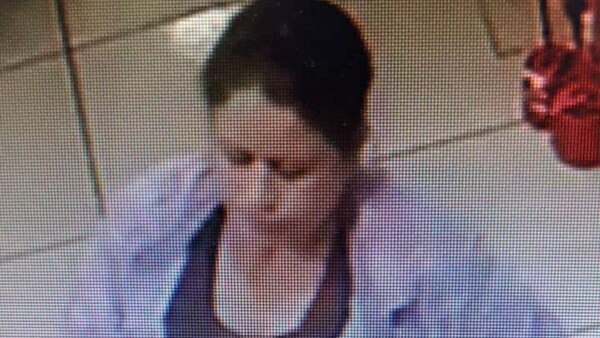 Video: Mujeres y un hombre roban en un minimercado en Curuguaty