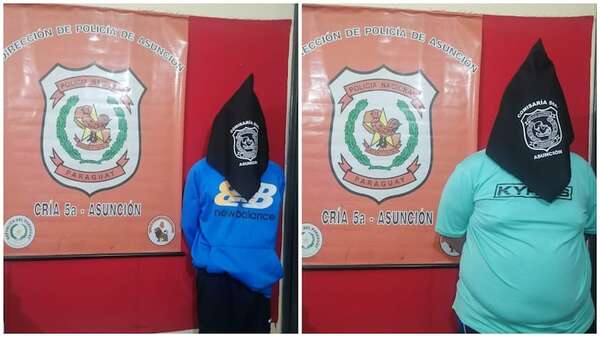 Caen dos presuntos microtraficantes con droga y dinero en efectivo en el barrio Ricardo Brugada - Policiales - ABC Color