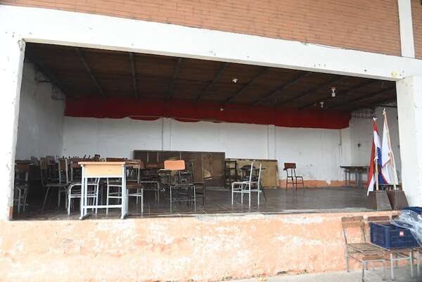 MEC se llama al silencio ante retraso de 9 meses en obras con el MOPC, que urgen en escuelas - Nacionales - ABC Color