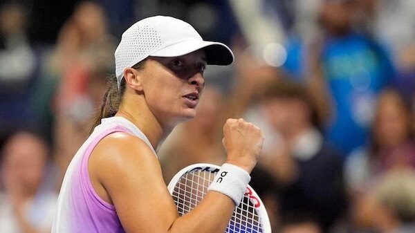 Versus / Swiatek bate a Samsonova y vuelve a cuartos del Abierto de EEUU