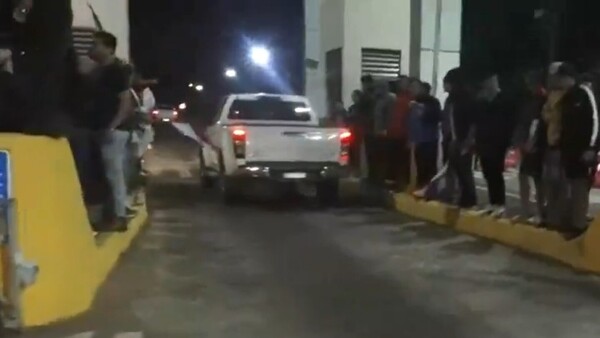 Lo que tenés que saber: Población se manifiesta en Ypacaraí exigiendo cambios en zona de Pedrozo