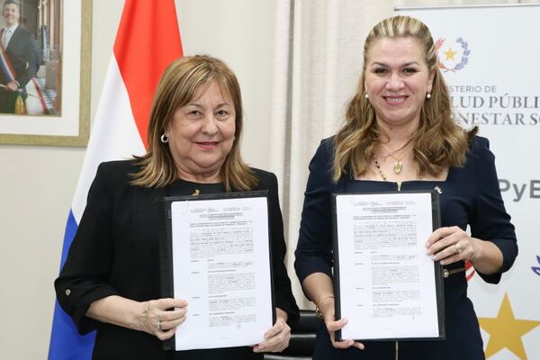 Salud y Dinacopa acuerdan agilizar la entrega de insumos y medicamentos