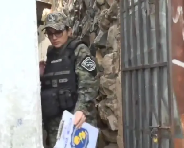 Detienen a mujer por tráfico de drogas en Bañado Sur