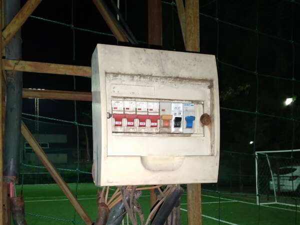 Fallece jornalero brasileño en accidente laboral por electrocución en Capitán Bado - Policiales - ABC Color