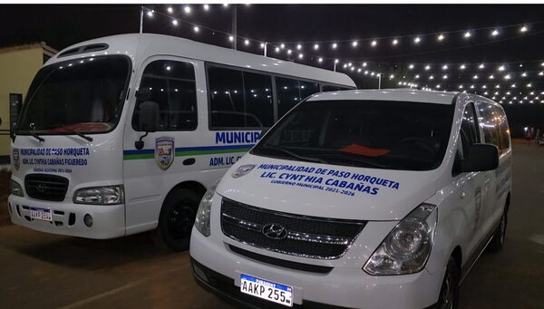 Municipalidad de Paso Horqueta adquiere dos minibuses para Movilidad Estudiantil