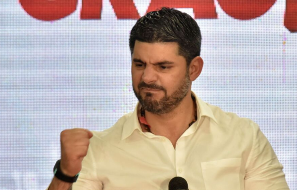 Aseguran que “Nenecho” debe renunciar de inmediato
