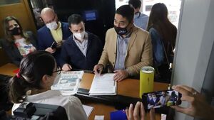 Renuncia o intervención, lo que plantea la oposición tras la imputación de Nenecho