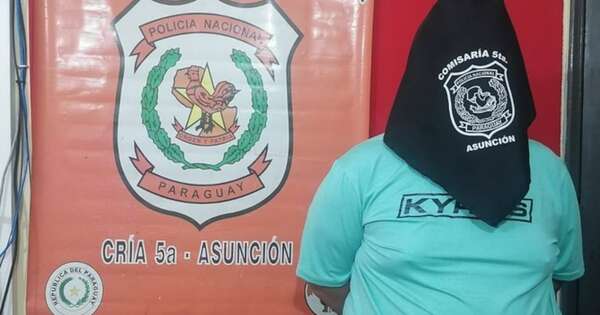 La Nación / Sorprenden a dos “deliverys” de droga en un vehículo de viaje por aplicación