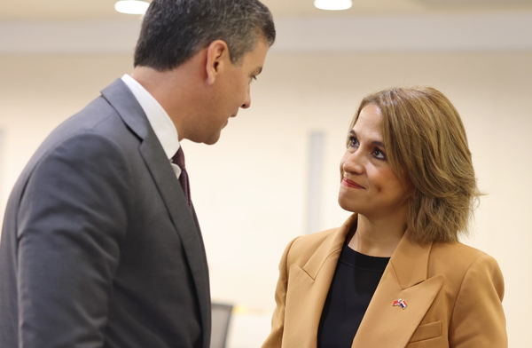 Lea Giménez es designada como Asesora de la Presidencia Ejecutiva de CAF - Noticiero Paraguay