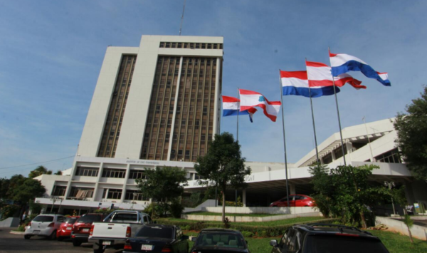 Analizan intervención de la intendencia de Asunción - Portal Digital Cáritas Universidad Católica