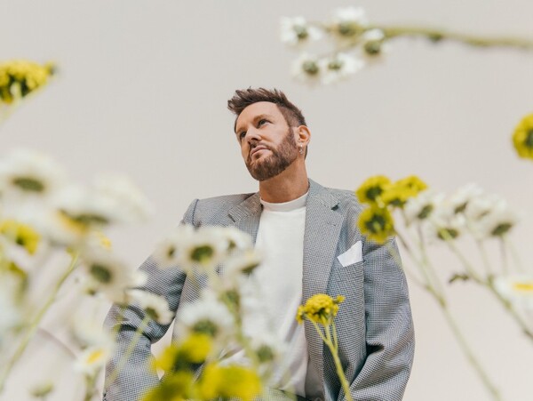 "El Motivo", el nuevo tema de Axel - trece