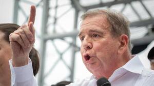 Opositor González descarta asilo entre rechazo a su orden de captura en Venezuela