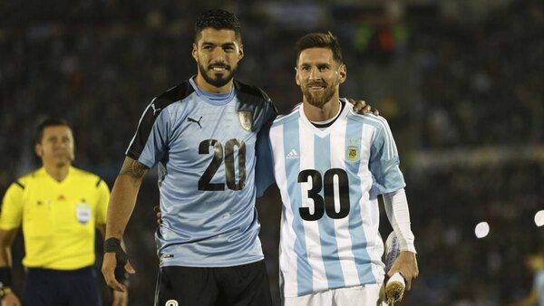 Versus / "Sos único": el cariñoso mensaje de Messi a Suárez por su retiro de la Celeste