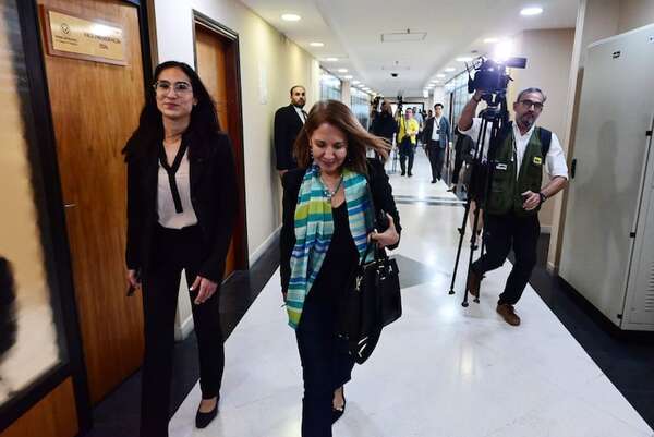 Las ONG están en la mira de la “Comisión Garrote” - Política - ABC Color