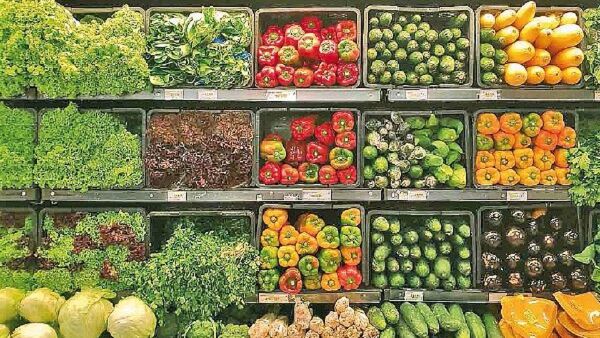 Menor precio de frutas y verduras ayudó a tener deflación en agosto
