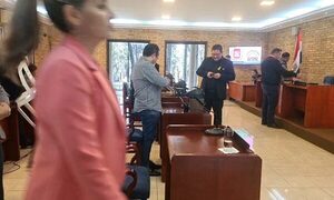 Concejales de “Yo Creo” dejan sin quórum sesión para evitar pedido de informes sobre planilleros – Diario TNPRESS