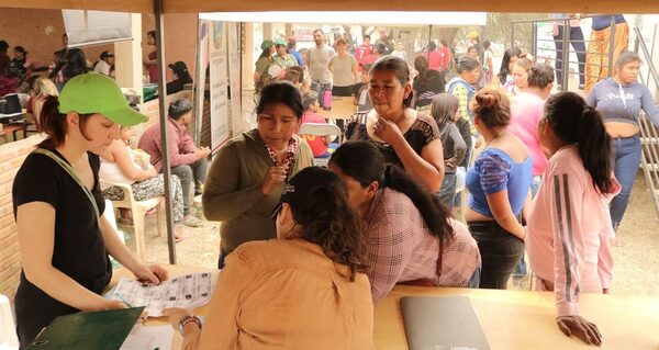 Más de 150 mujeres y sus familias recibieron servicios de Ciudad Mujer Movil en primera jornada de atenciones - .::Agencia IP::.