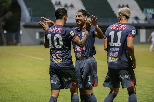 Cumpliendo con victorias - San Lorenzo Hoy
