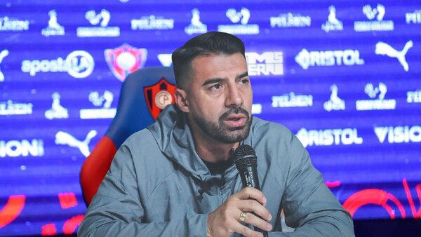 Julio César Cáceres no esquiva la posibilidad de dirigir Cerro Porteño