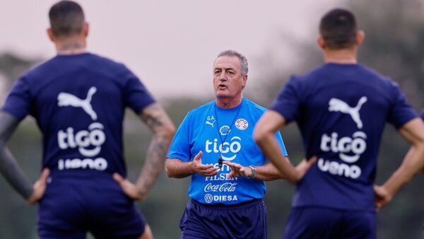 Gustavo Alfaro elabora el plan