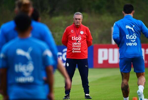 Gustavo Alfaro: Día clave para definir la formación de la selección de Paraguay - Selección Paraguaya - ABC Color