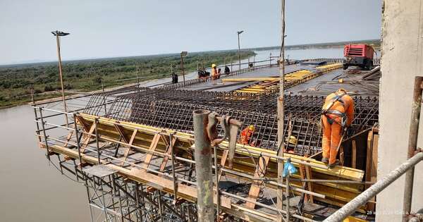 La Nación / Puente de la Bioceánica: lado paraguayo construye la dovela de arranque hacia Brasil