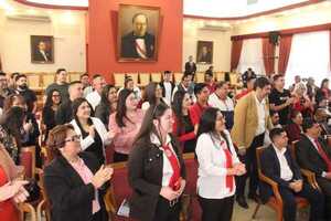 Dirigentes de HC del Alto Paraná llevaron su respaldo y su compromiso a Horacio Cartes - La Clave