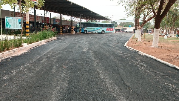 Avance del 80% en obras de pavimentación asfáltica de la terminal de ómnibus de Concepción