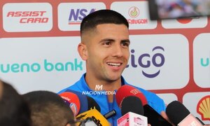 Versus / Mateo Gamarra, mentalizado en ser titular en la Albirroja