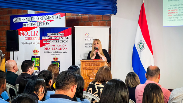 Realizan conferencia sobre la identidad civil de niños y niñas en Concepción