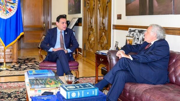 Canciller y titular de la OEA hablan sobre temas regionales - ADN Digital
