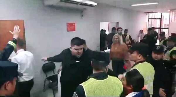 VIDEO | Incidentes en Junta tras decisión sobre terreno ocupado por bomberos de Reducto - San Lorenzo Hoy