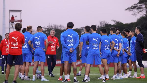 Paraguay encarará con "nuevas ilusiones" partido ante Uruguay