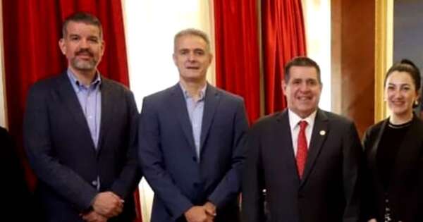La Nación / La USIL firma un convenio con la ANR