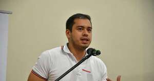 La Nación / Prieto se lanza a la presidencia para alegar persecución política, dice concejal esteño