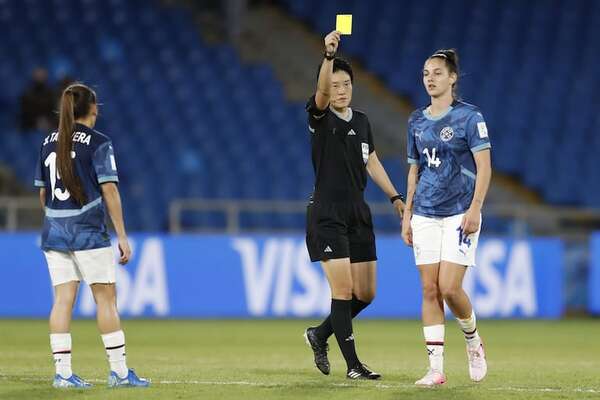 Naomi De León y la derrota: “No nos representa el resultado” - Selección Paraguaya - ABC Color