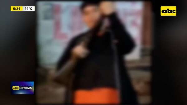 Video: Vecinos denunciaron una balacera protagonizada por menores - ABC Noticias - ABC Color