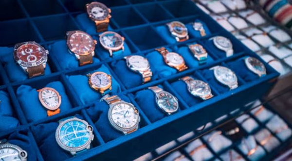 Operativo Cartier: tres detenidos por megarrobo de relojes de lujo