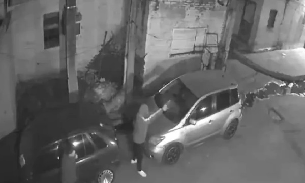 Trasmitieron en vivo guerra entre bandas en la Chacarita - OviedoPress