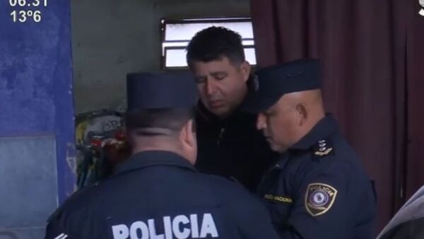 Allanamiento por robo de relojes en Asunción - SNT
