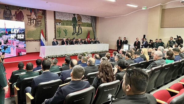 Paraguay presenta plan que marca el camino a seguir en materia de defensa y seguridad interna - .::Agencia IP::.