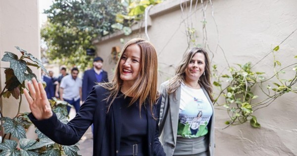 Sole Nuñez usó la Inteligencia Artificial para atacar al Partido Colorado