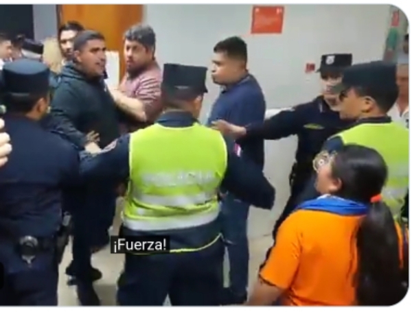 Funcionario de la muni de San Lorenzo repartió sopapos a una mujer