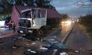 Choque entre ovetense y caaguaceño en Guairá deja heridos leves - OviedoPress