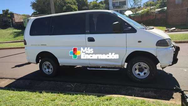 Vehículo hurtado en el microcentro fue abandonado en la costanera de Encarnación