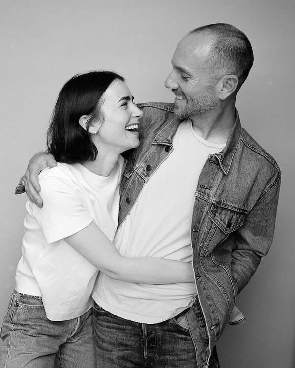 Lily Collins, romántica en su tercer aniversario de bodas - Gente - ABC Color