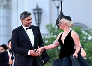 Lady Gaga, la más glamorosa y enamorada de Venecia. ¡Mirá sus fotos! - Gente - ABC Color