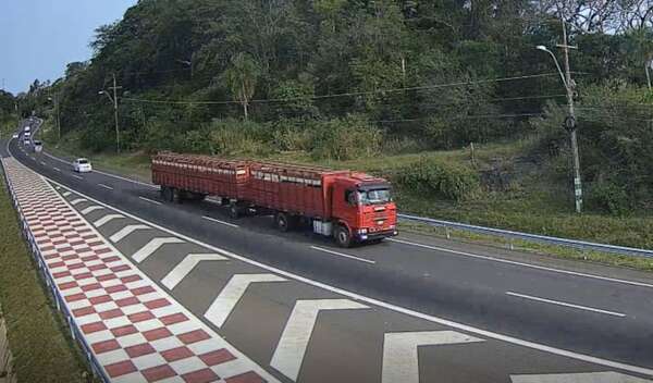 Accidente en Pedrozo: camioneros califican como “histórica” la reunión con el MOPC - Nacionales - ABC Color